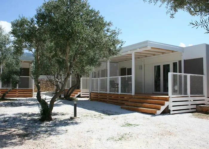 אתר קמפינג Mobile Homes Katinka, Paklenica, Croatia *