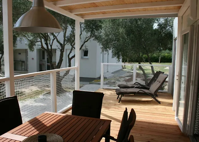 אתר קמפינג Mobile Homes Katinka, Paklenica, Croatia *