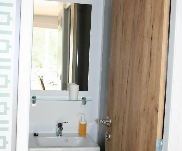 Mobile Homes Katinka, Paklenica, Croatia סטאריגרד-פקלניצה