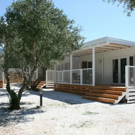 营地 Mobile Homes Katinka, Paklenica, Croatia *