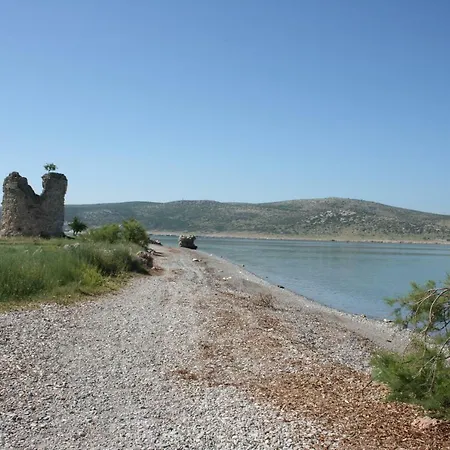 Camping Mobile Homes Katinka, Paklenica, Croatia *