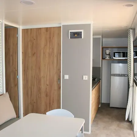 Mobile Homes Katinka, Paklenica, Croatia * 斯塔利格拉德-帕克利尼卡